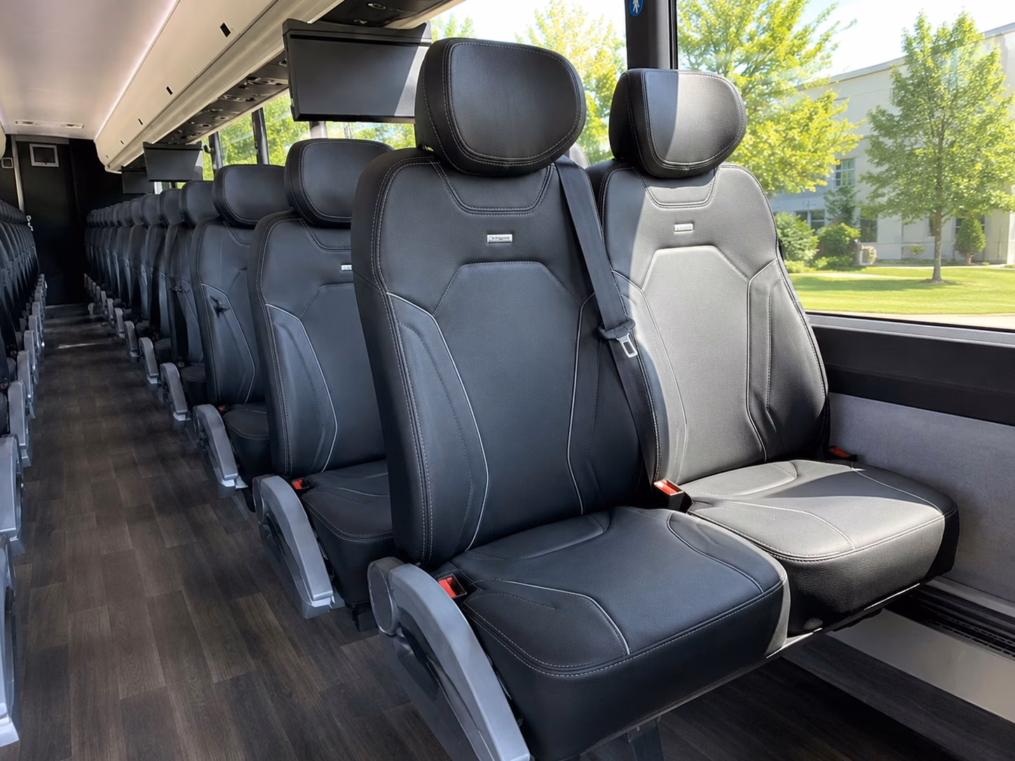 jurupa valley wedding shuttle buses between hotels and venues